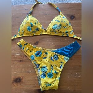 Pukas bikini size small